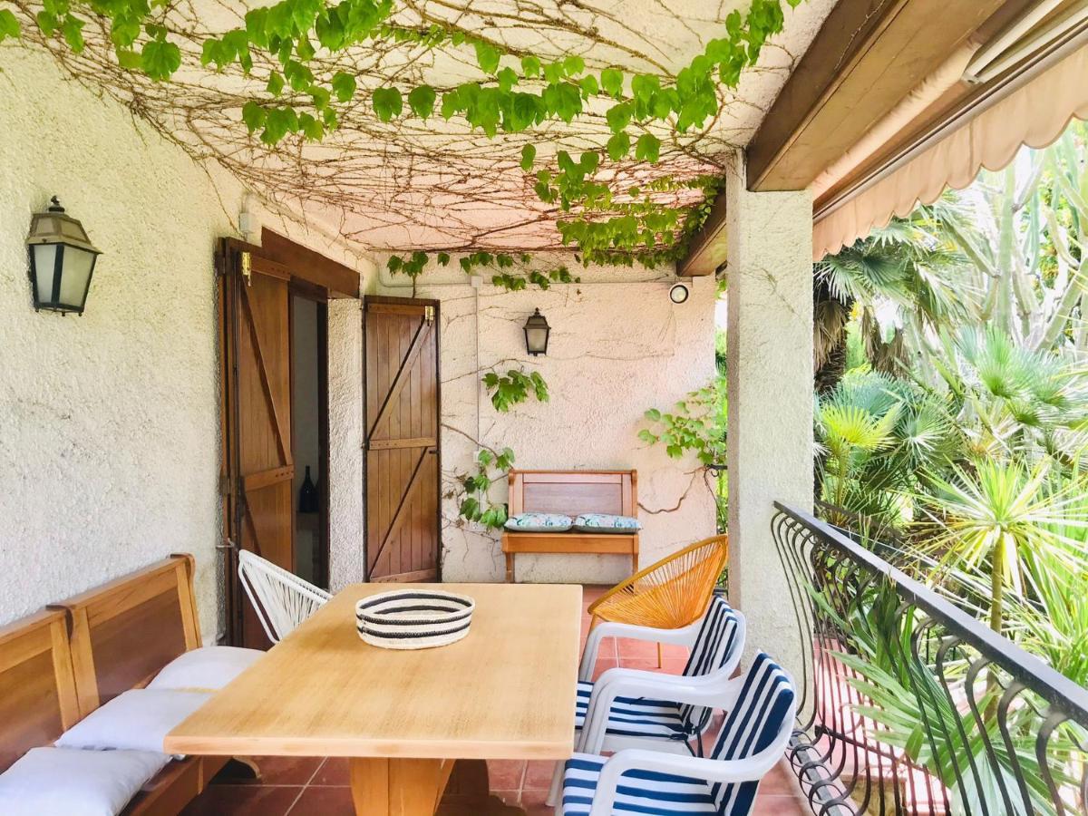 Casa Mediterranea Con Gran Jardin Y Piscina A 500 M De La Playa Roda de Bará Dış mekan fotoğraf