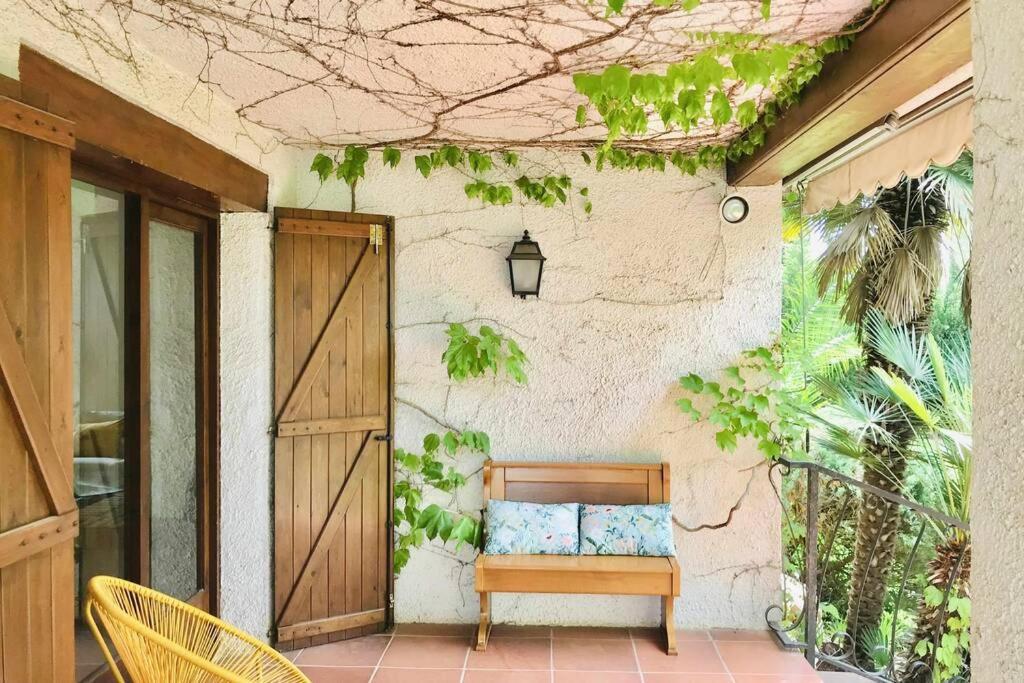 Casa Mediterranea Con Gran Jardin Y Piscina A 500 M De La Playa Roda de Bará Dış mekan fotoğraf