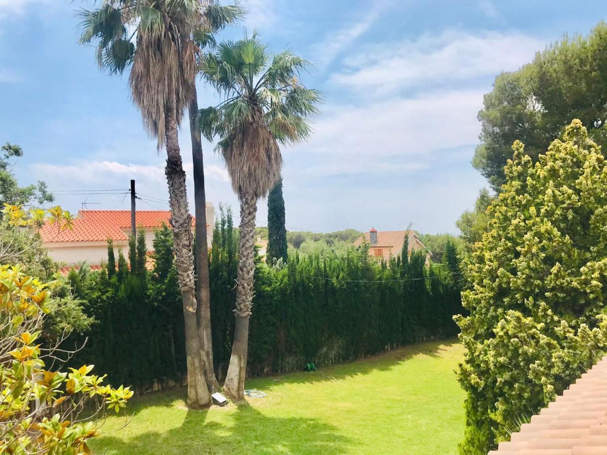 Casa Mediterranea Con Gran Jardin Y Piscina A 500 M De La Playa Roda de Bará Dış mekan fotoğraf